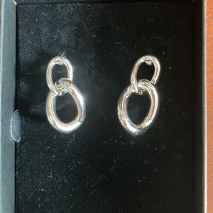Silver fashion earrings